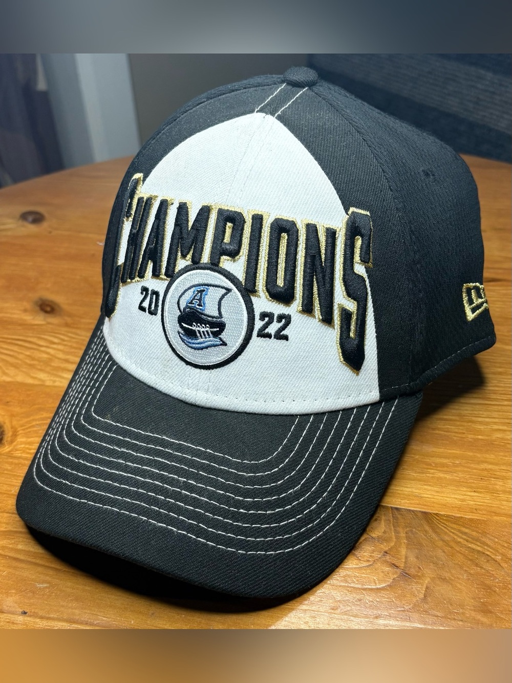 NWOT New Era Toronto Argonauts 2022 Grey Cup Champs CFL Football SnapBack Hat OS